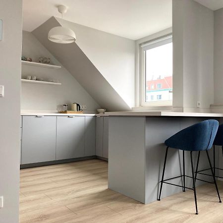 Zentrale Ferienwohnung Fuer Bis Zu 4 Personen เบรเมอร์ฮาเฟิน ภายนอก รูปภาพ