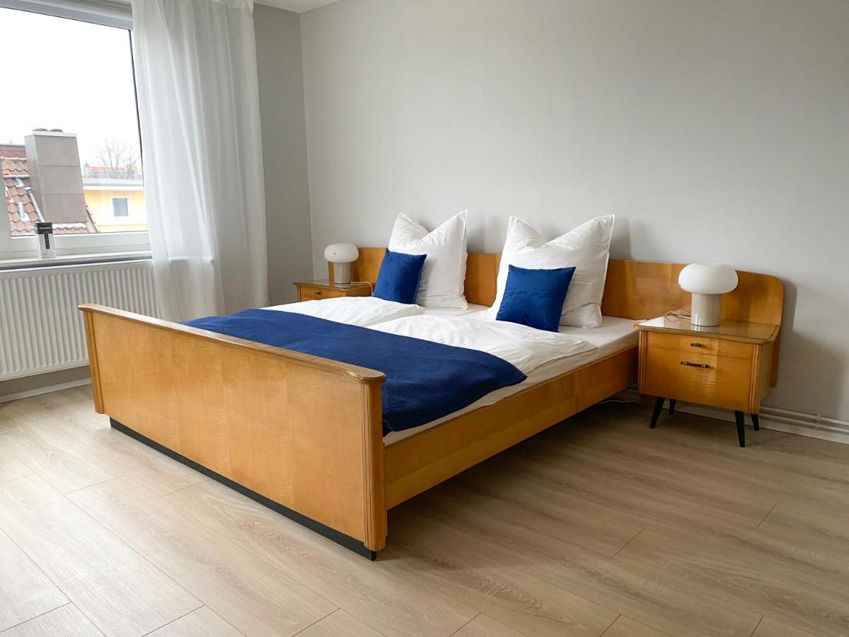 Zentrale Ferienwohnung Fuer Bis Zu 4 Personen เบรเมอร์ฮาเฟิน ภายนอก รูปภาพ
