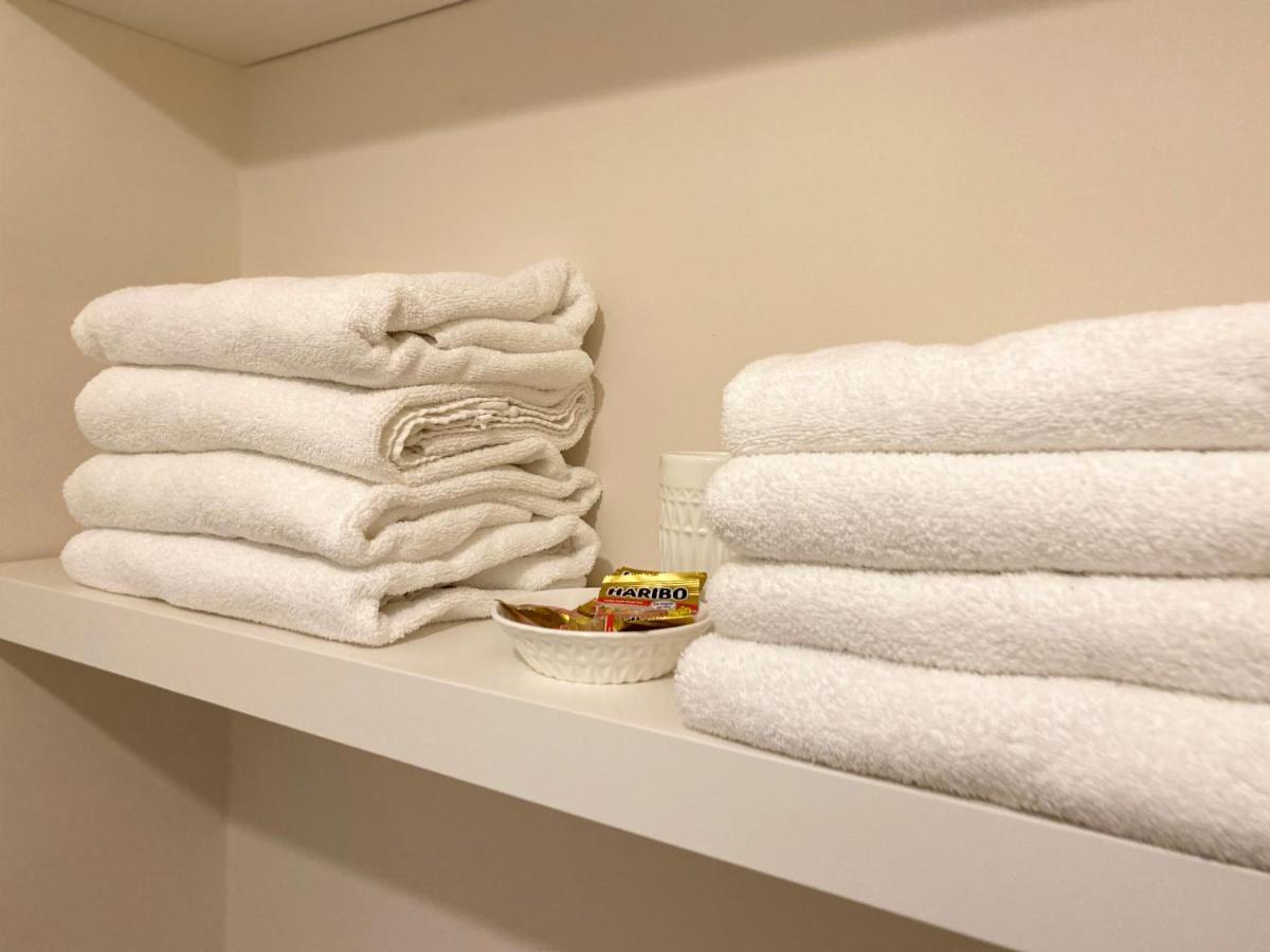 Zentrale Ferienwohnung Fuer Bis Zu 4 Personen เบรเมอร์ฮาเฟิน ภายนอก รูปภาพ