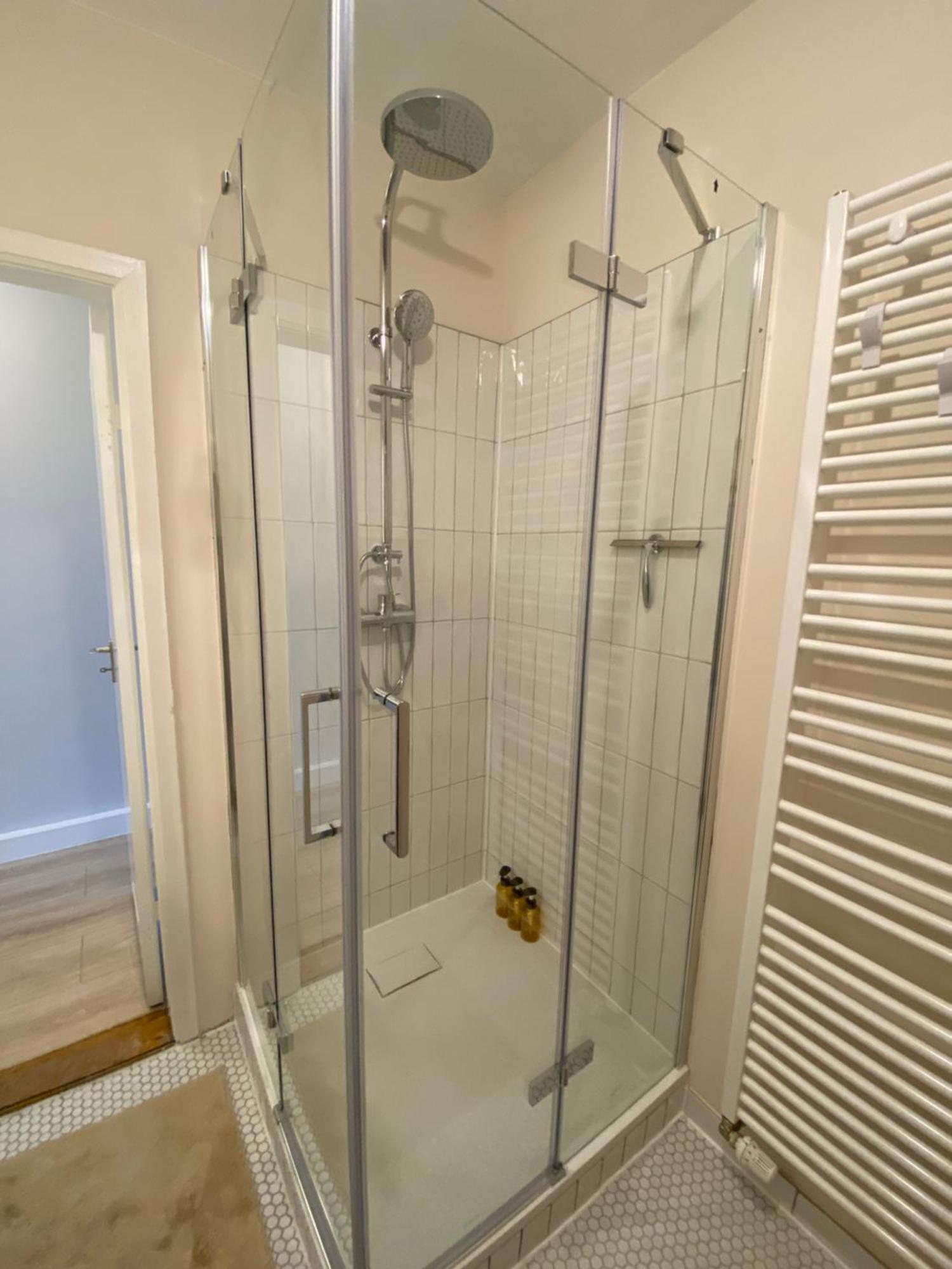 Zentrale Ferienwohnung Fuer Bis Zu 4 Personen เบรเมอร์ฮาเฟิน ภายนอก รูปภาพ